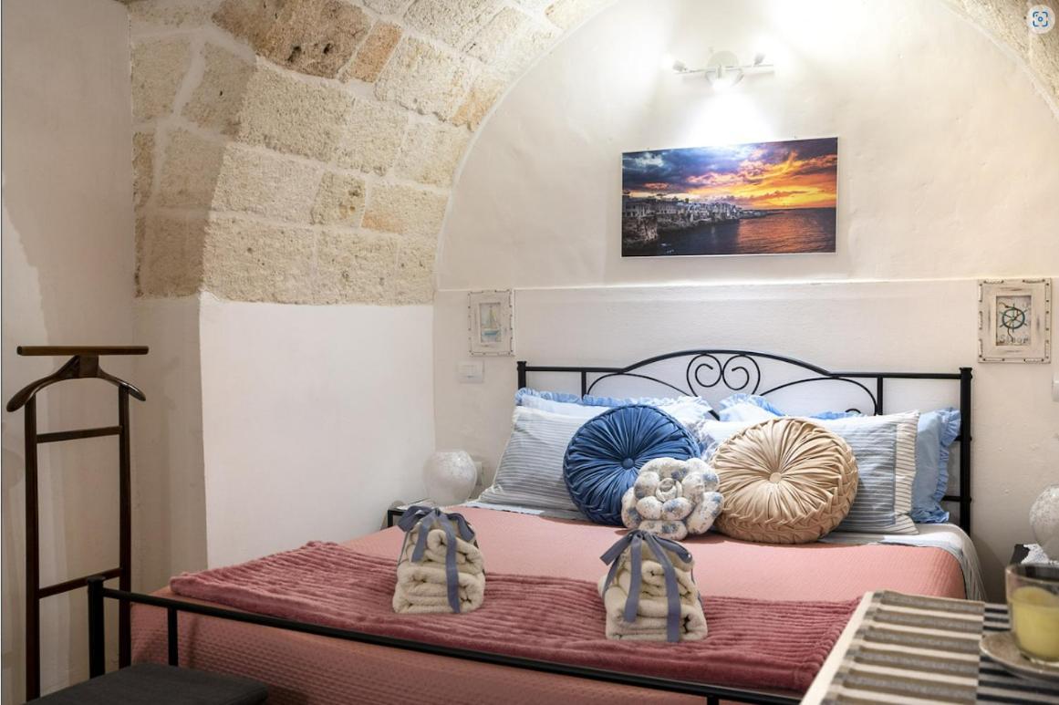 Chiarina Rooms 2 ポリニャーノ・ア・マーレ エクステリア 写真